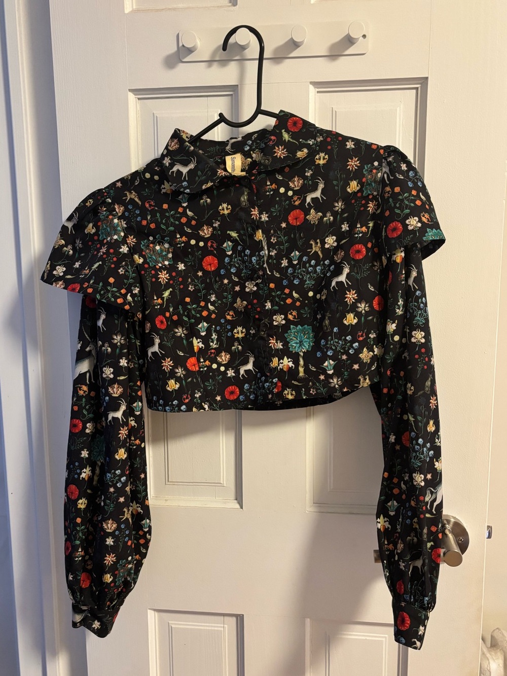 Samantha Pleet black illuminated long sleeve crop top